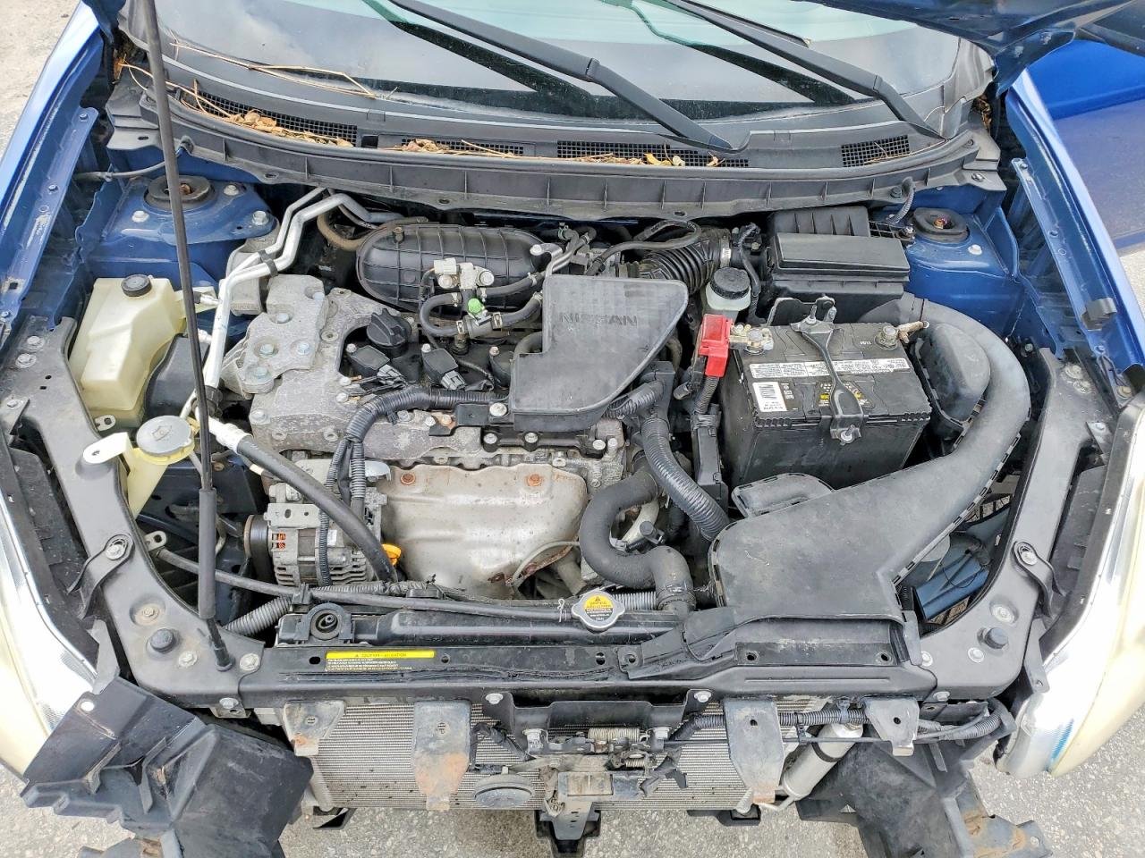 2010 NISSAN ROGUE S photo 12