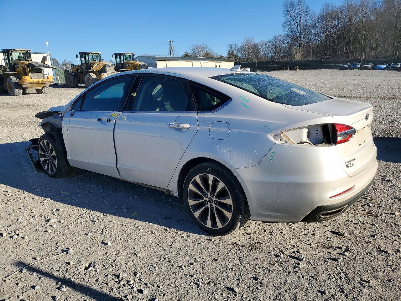 2020 FORD FUSION SE photo 2