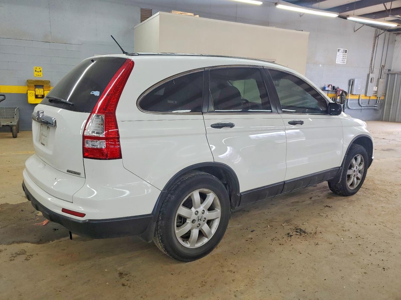 2011 HONDA CR-V SE photo 3