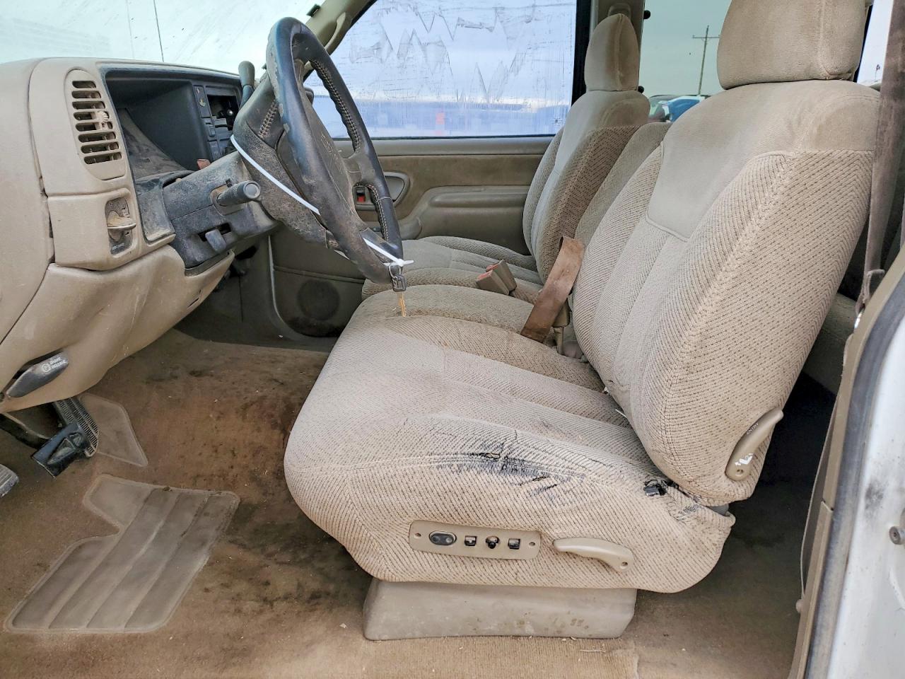 1997 GMC SIERRA C1500 photo 7