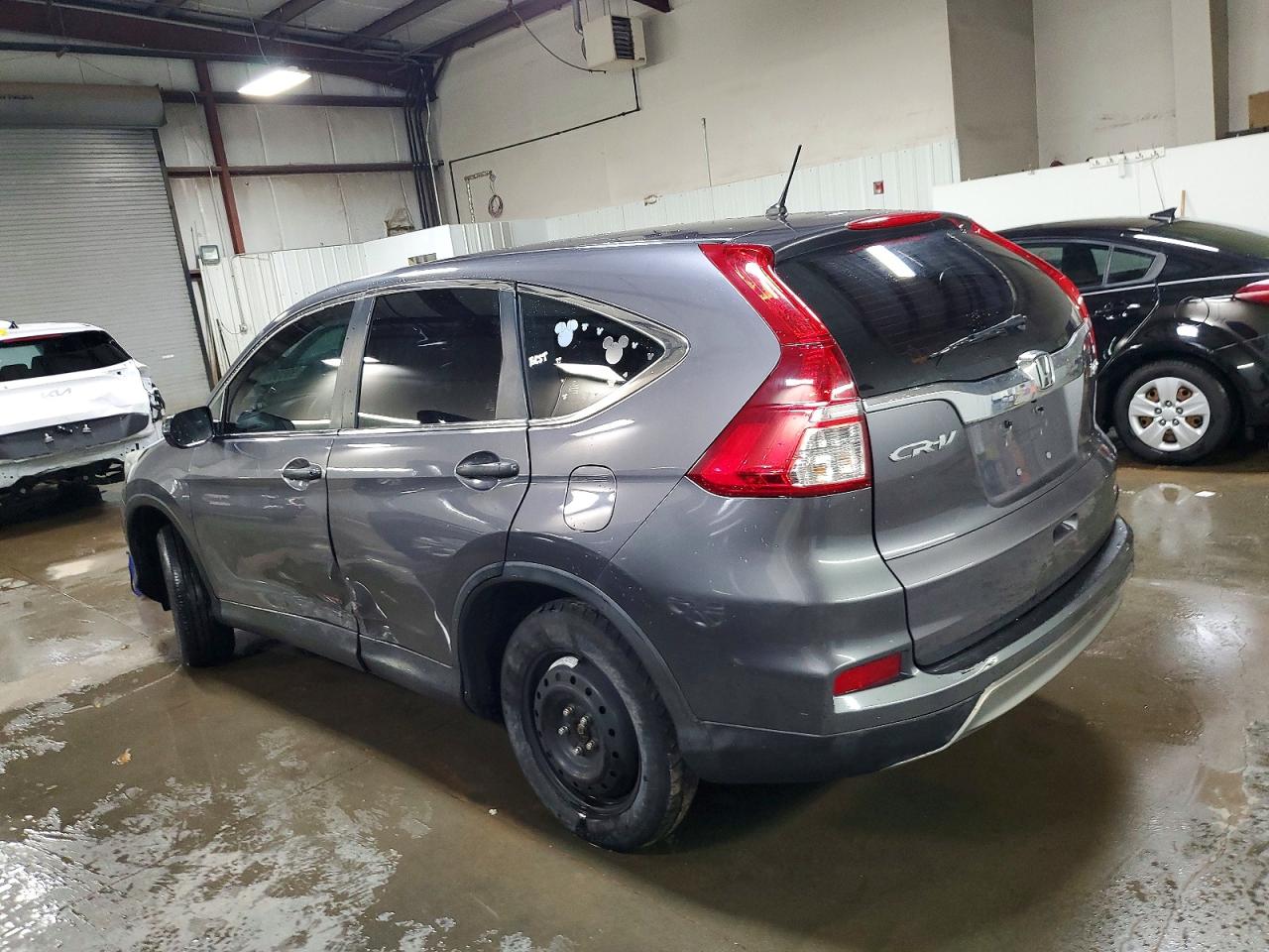 2015 HONDA CR-V LX photo 2