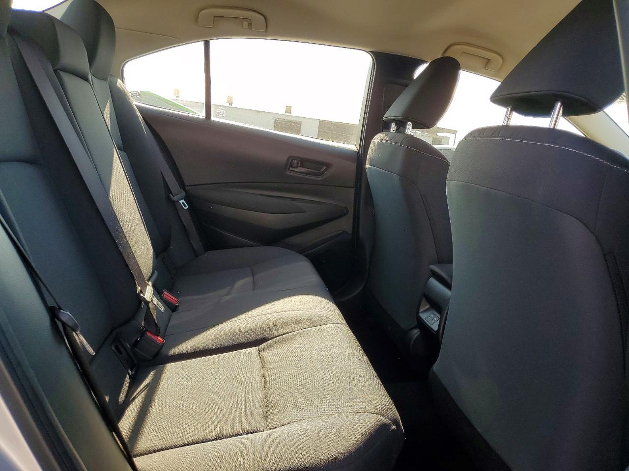 2024 TOYOTA COROLLA LE photo 10