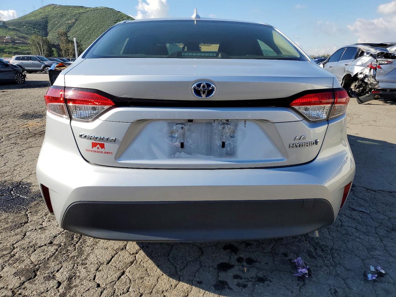 2024 TOYOTA COROLLA LE photo 6