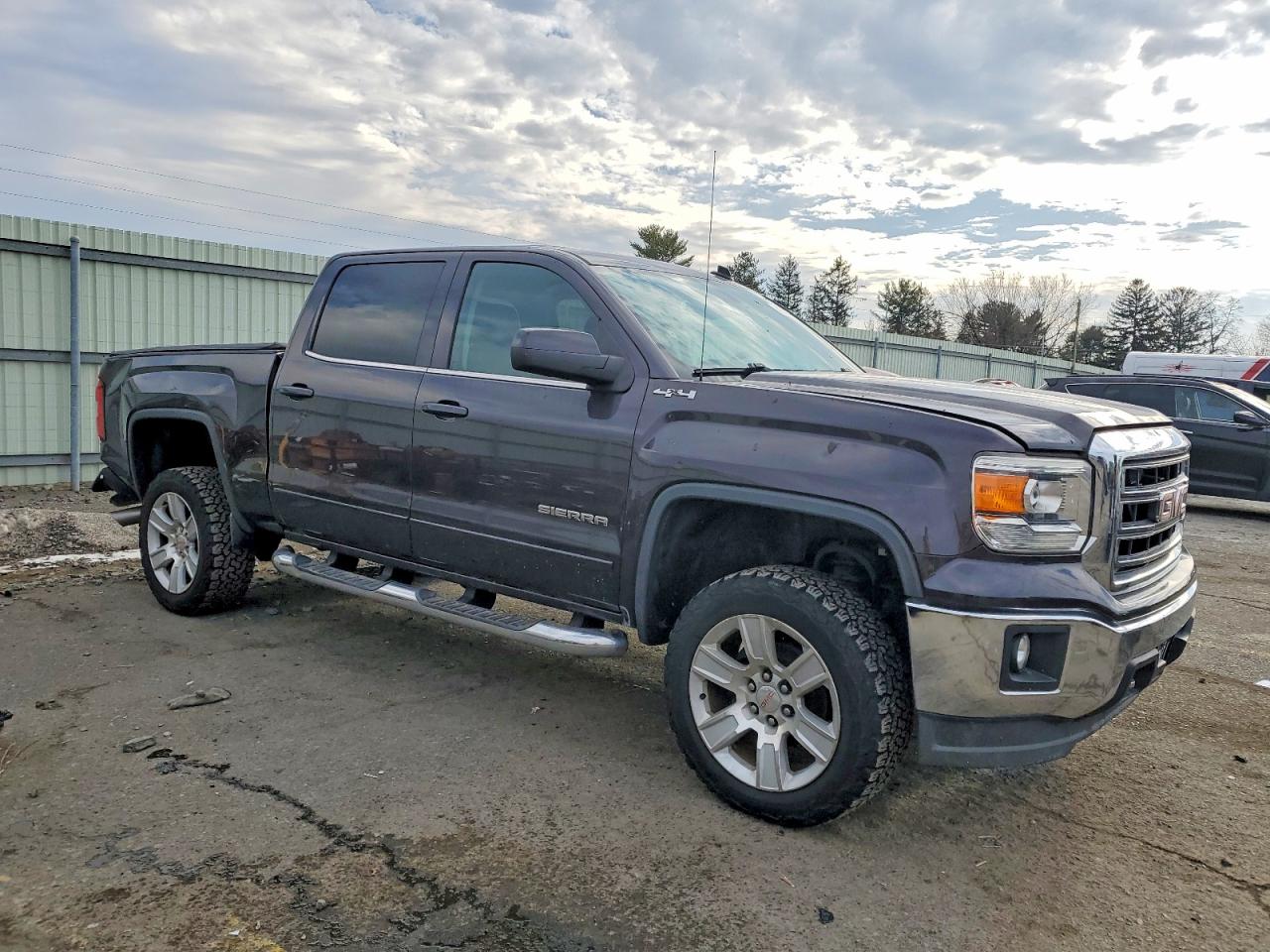2014 GMC SIERRA K1500 SLE photo 4