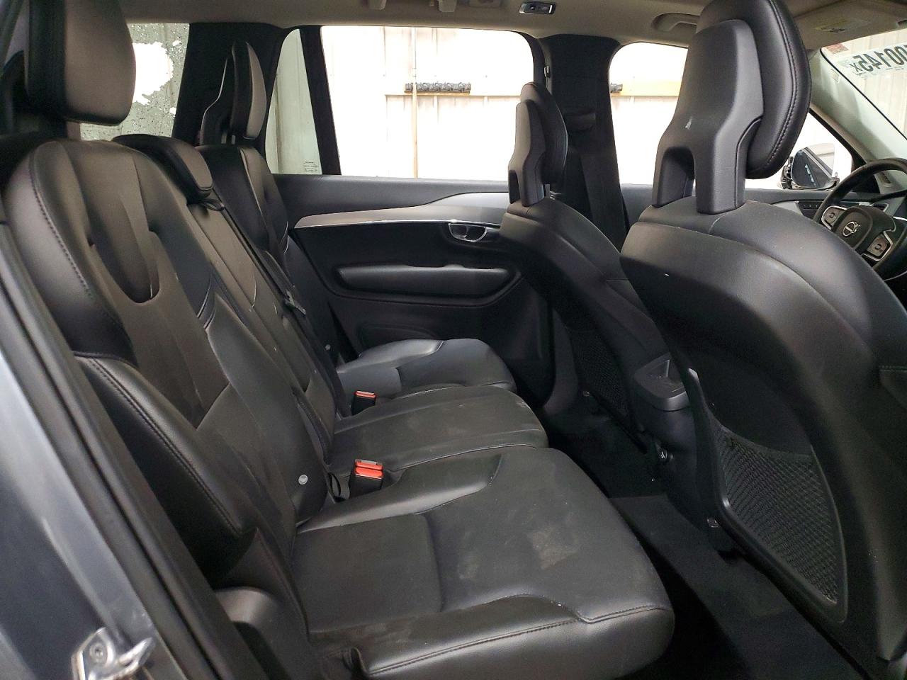 2016 VOLVO XC90 T5 photo 21