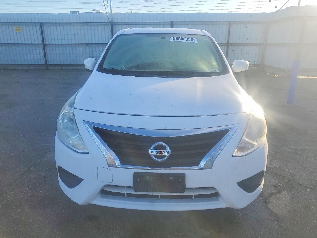 2018 NISSAN VERSA S photo 5