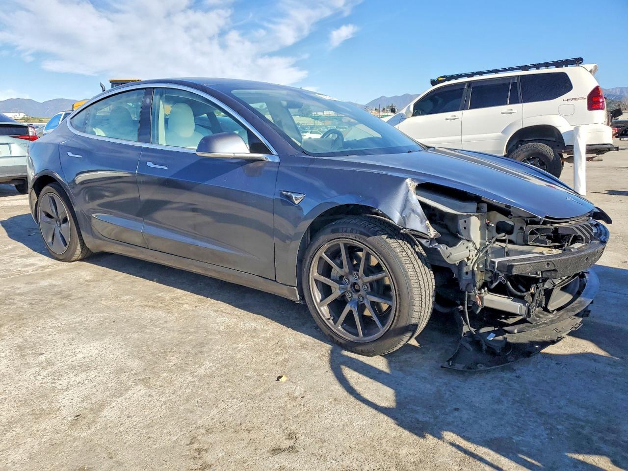 2020 TESLA MODEL 3 photo 4