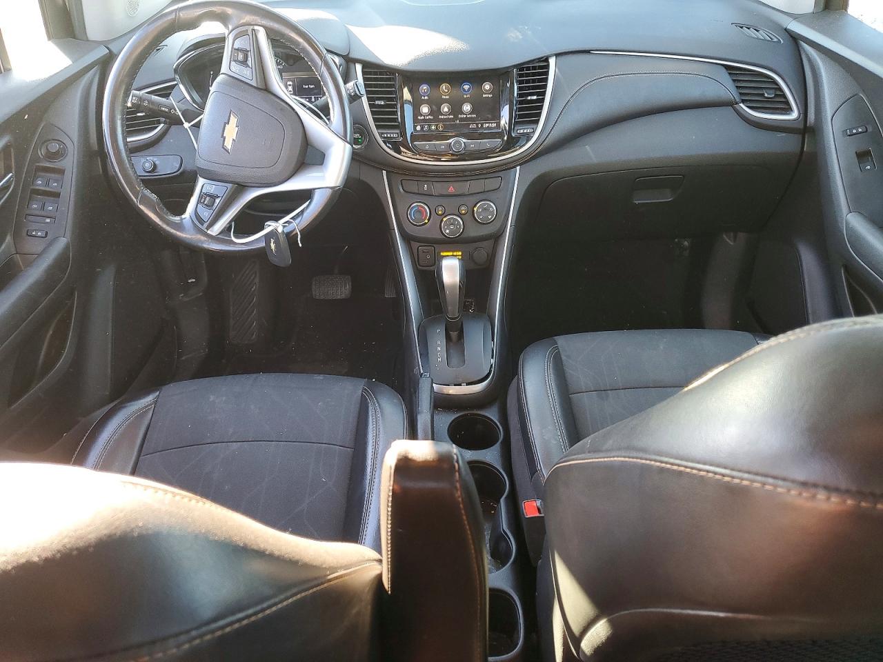 2020 CHEVROLET TRAX 1LT photo 8