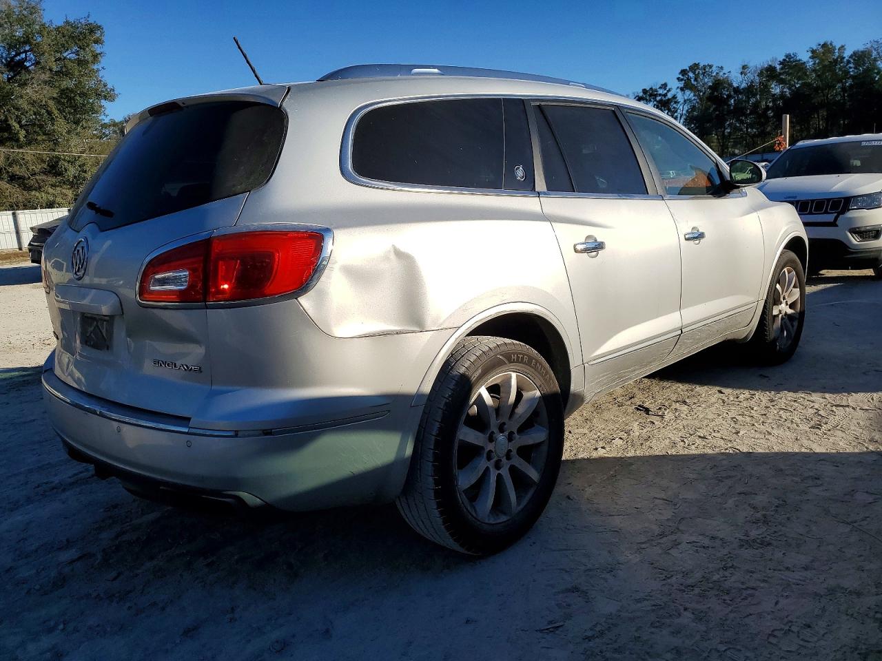 2015 BUICK ENCLAVE photo 3