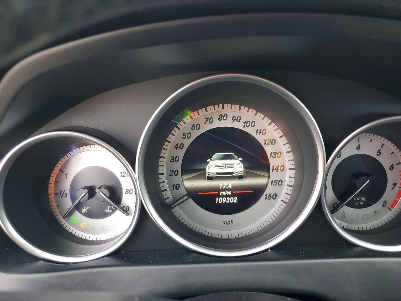 2013 MERCEDES-BENZ C 250 photo 9