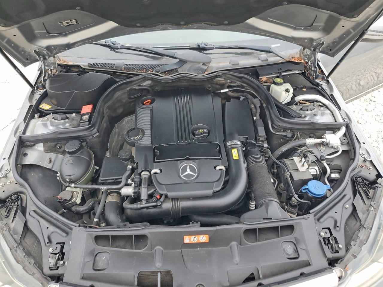 2013 MERCEDES-BENZ C 250 photo 11
