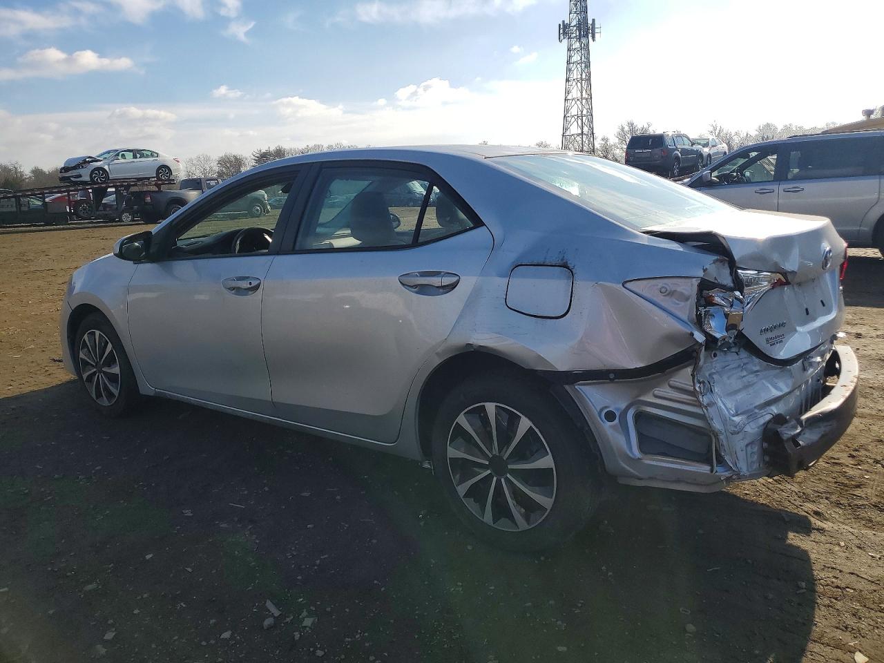 2017 TOYOTA COROLLA L photo 2