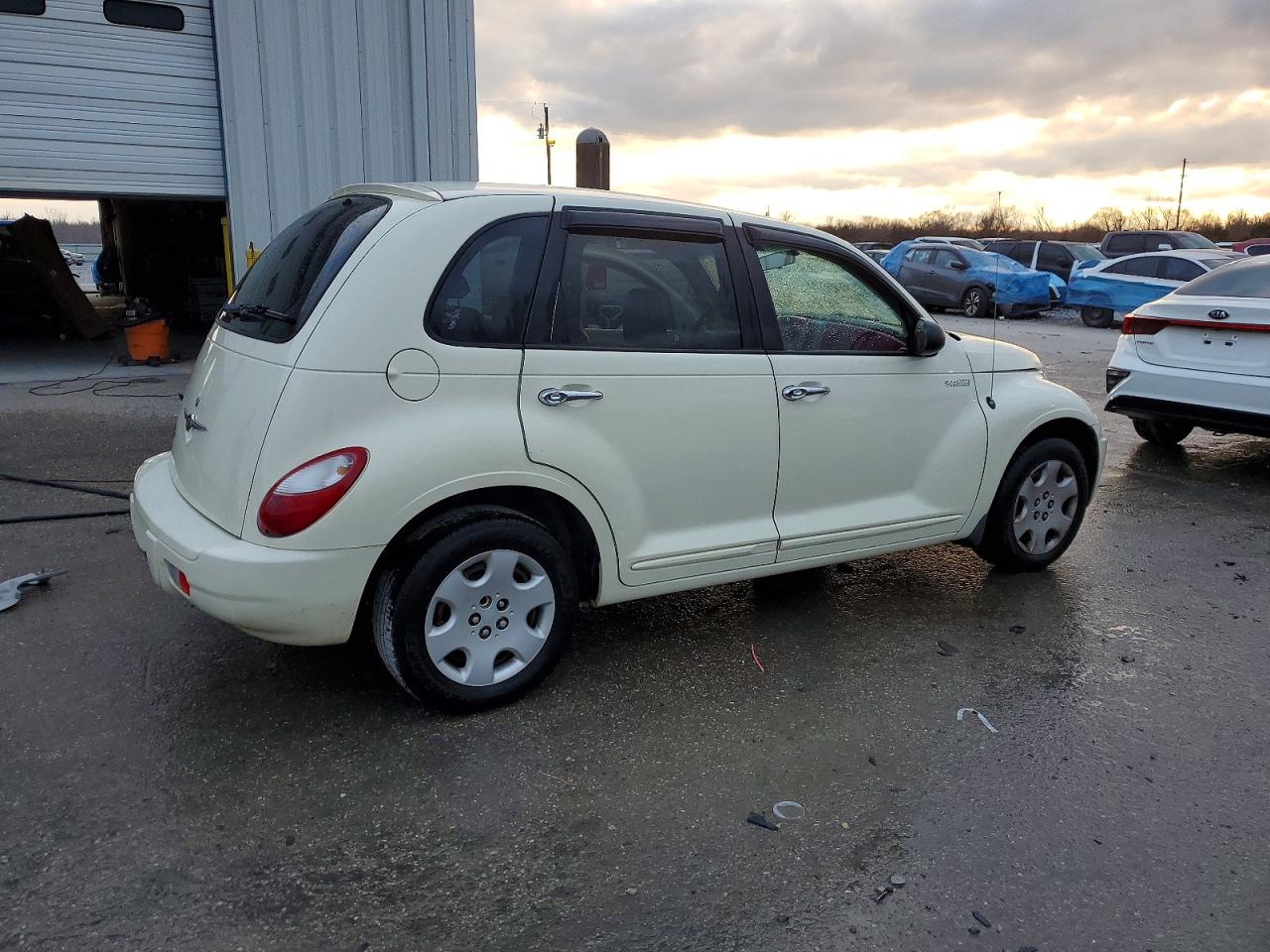 2006 CHRYSLER PT CRUISER TOURING photo 3