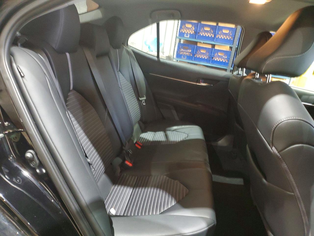 2020 TOYOTA CAMRY SE photo 10