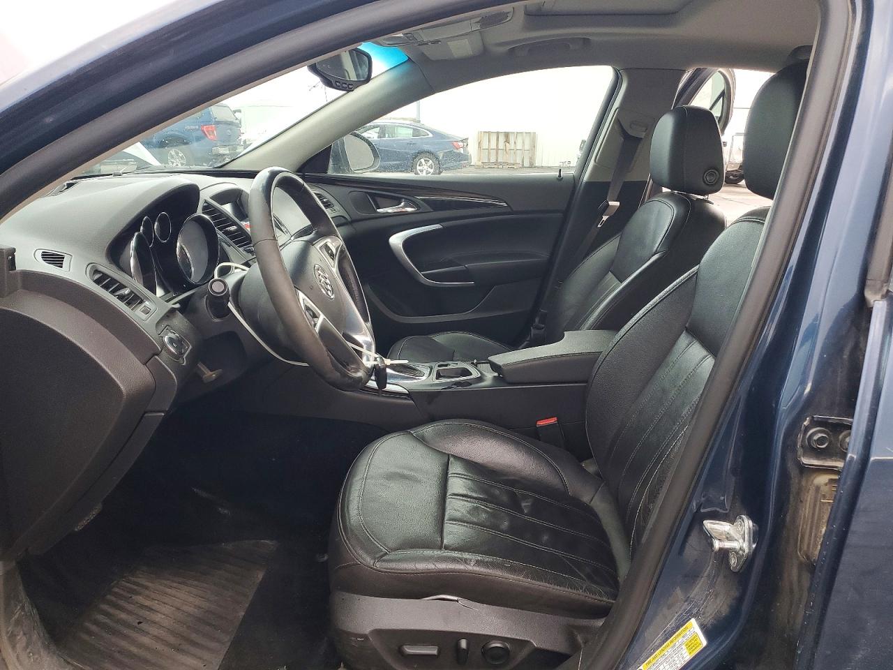 2011 BUICK REGAL CXL photo 7