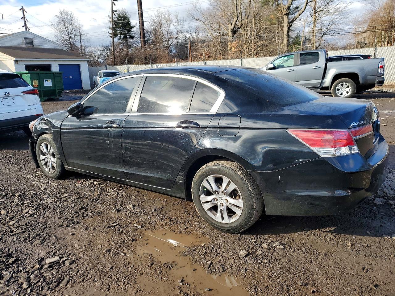2011 HONDA ACCORD SE photo 2