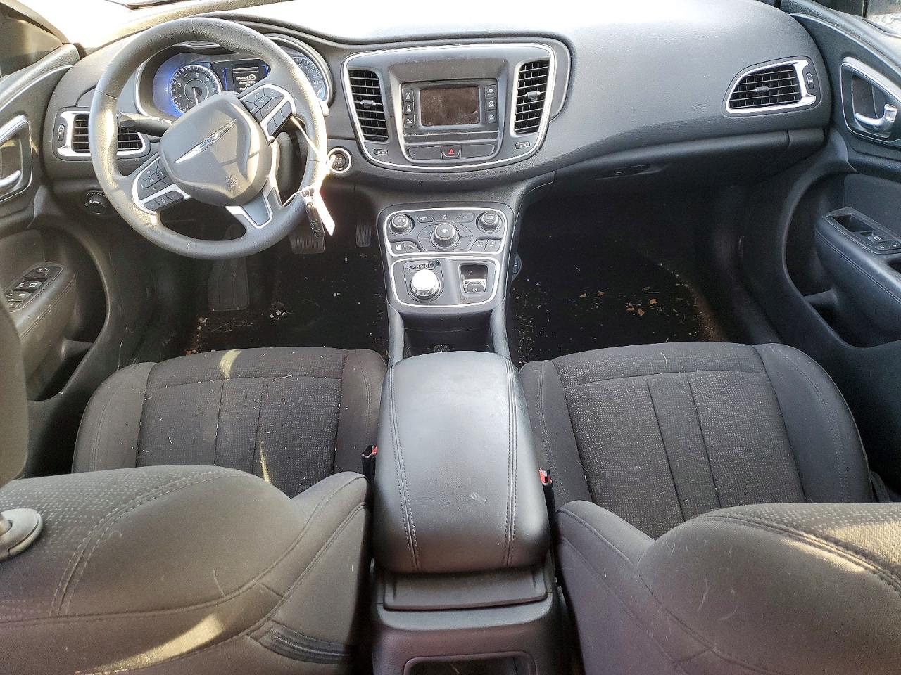 2015 CHRYSLER 200 LIMITED photo 8