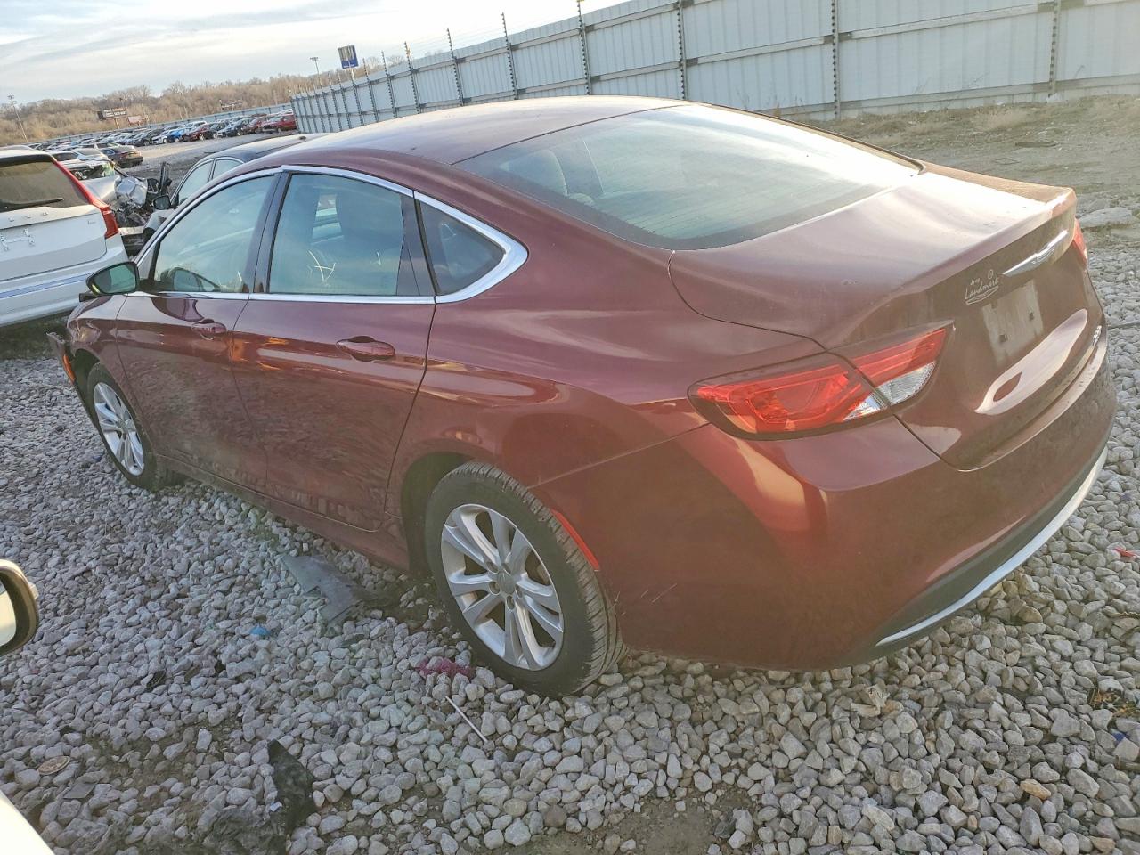 2015 CHRYSLER 200 LIMITED photo 2