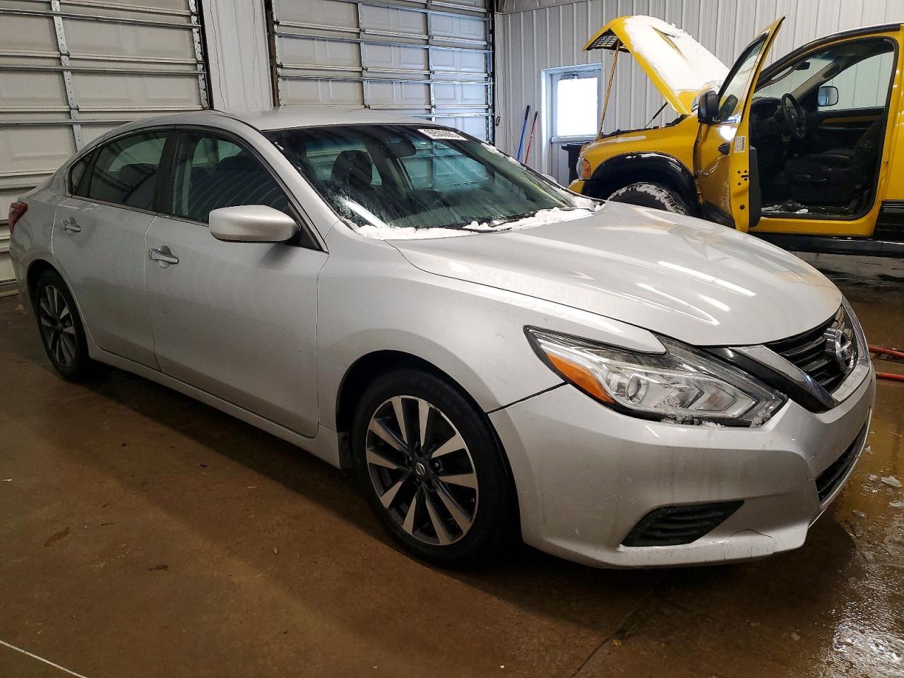 2017 NISSAN ALTIMA 2.5 photo 4