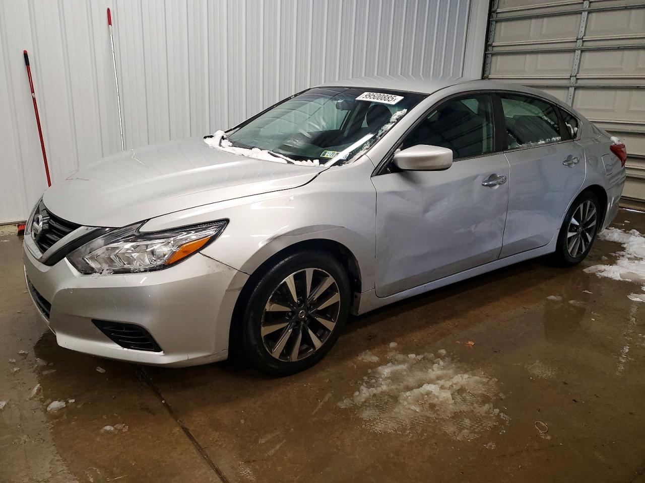 2017 NISSAN ALTIMA