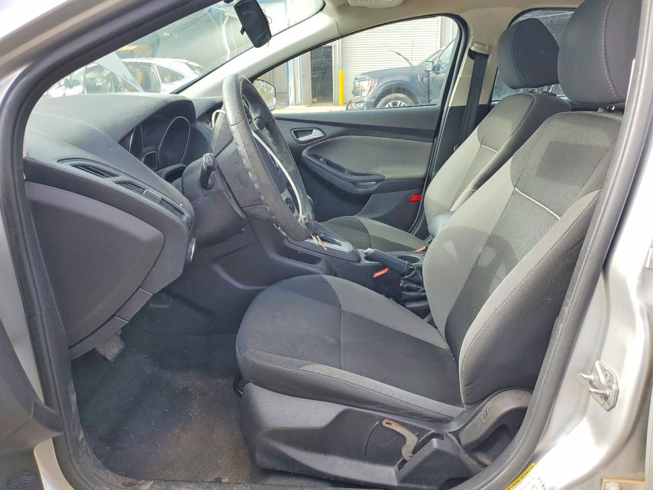 2014 FORD FOCUS SE photo 7