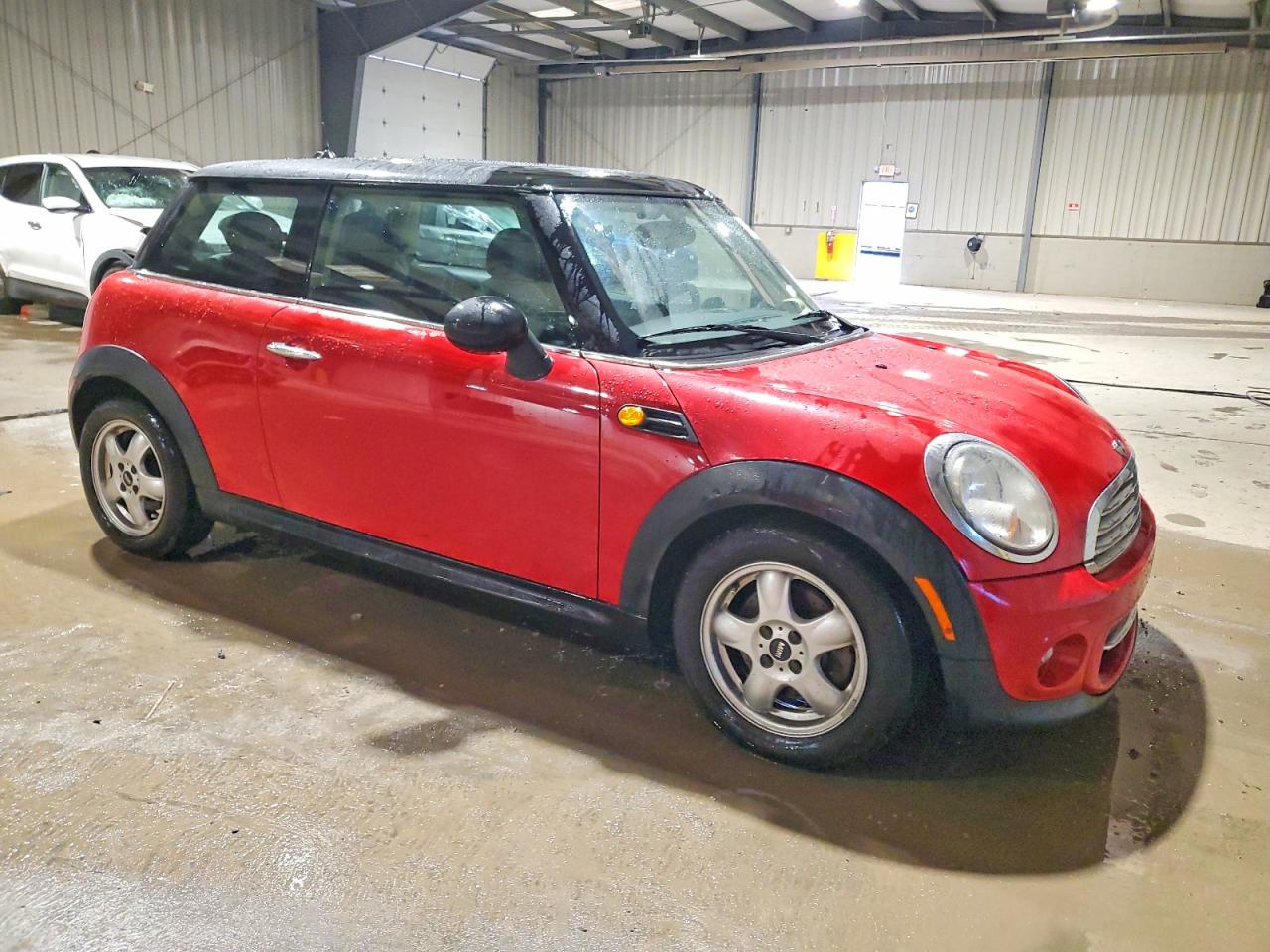 2011 MINI COOPER photo 4