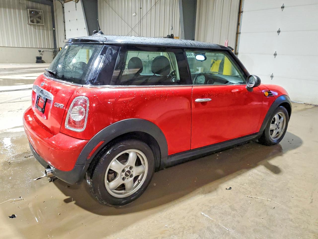 2011 MINI COOPER photo 3