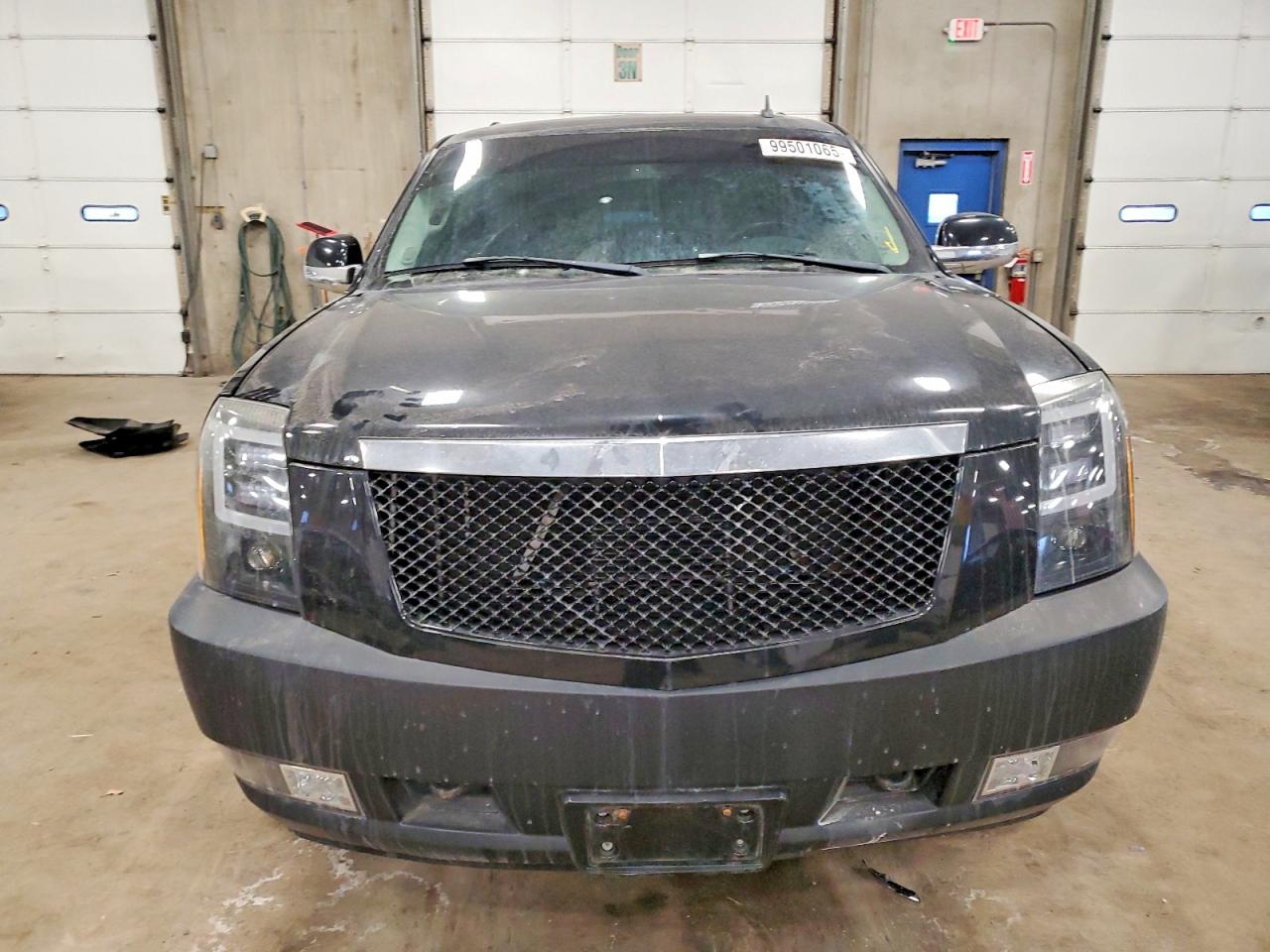 2007 CADILLAC ESCALADE LUXURY photo 5