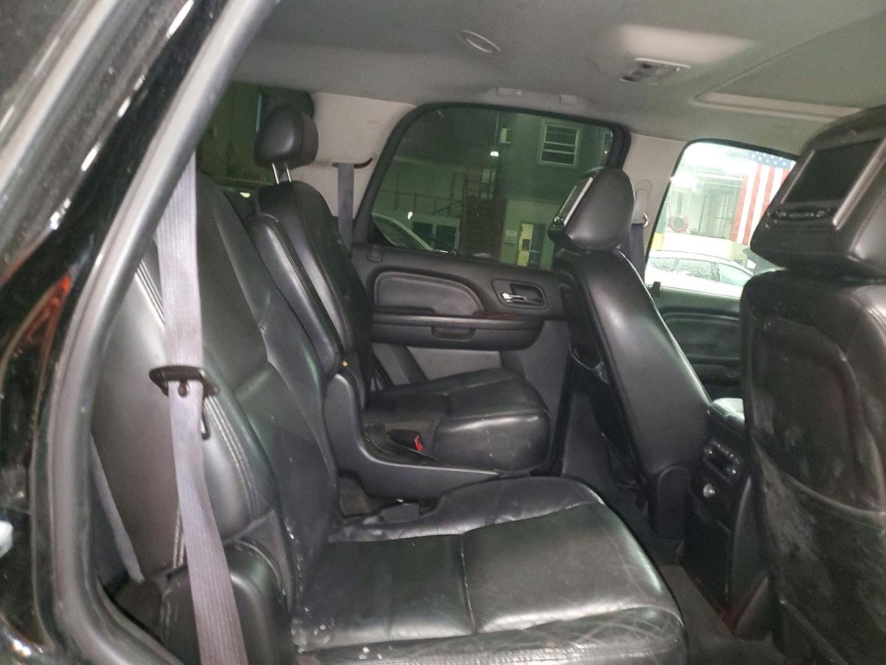 2007 CADILLAC ESCALADE LUXURY photo 11