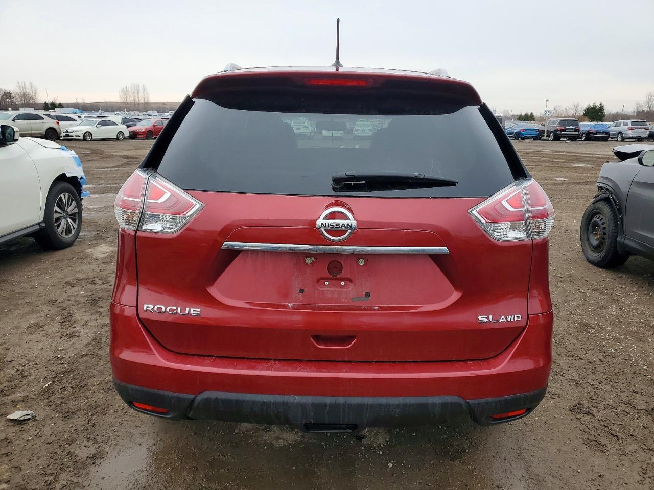 2016 NISSAN ROGUE S photo 6