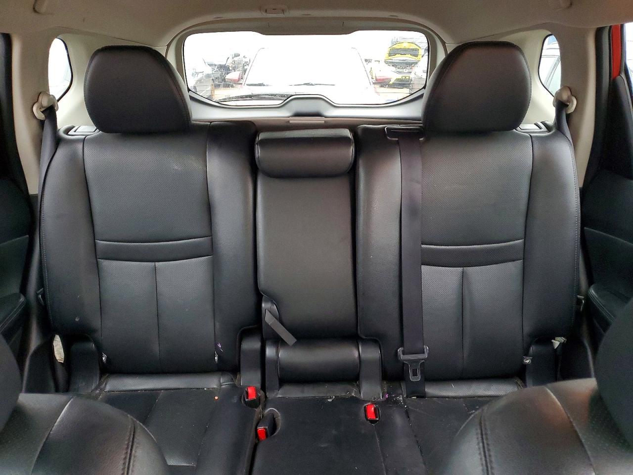 2016 NISSAN ROGUE S photo 10