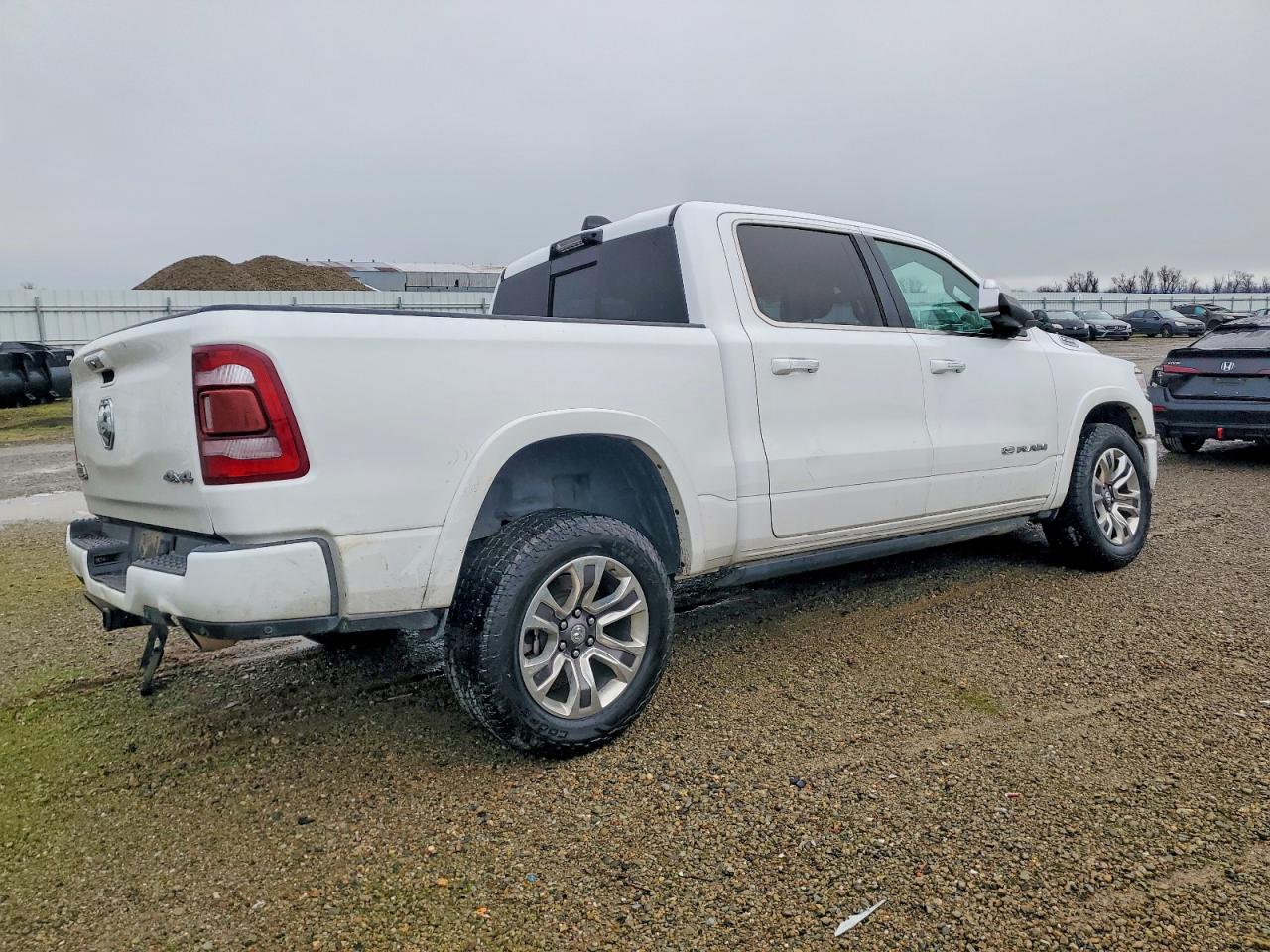 2021 RAM 1500 LONGHORN photo 3
