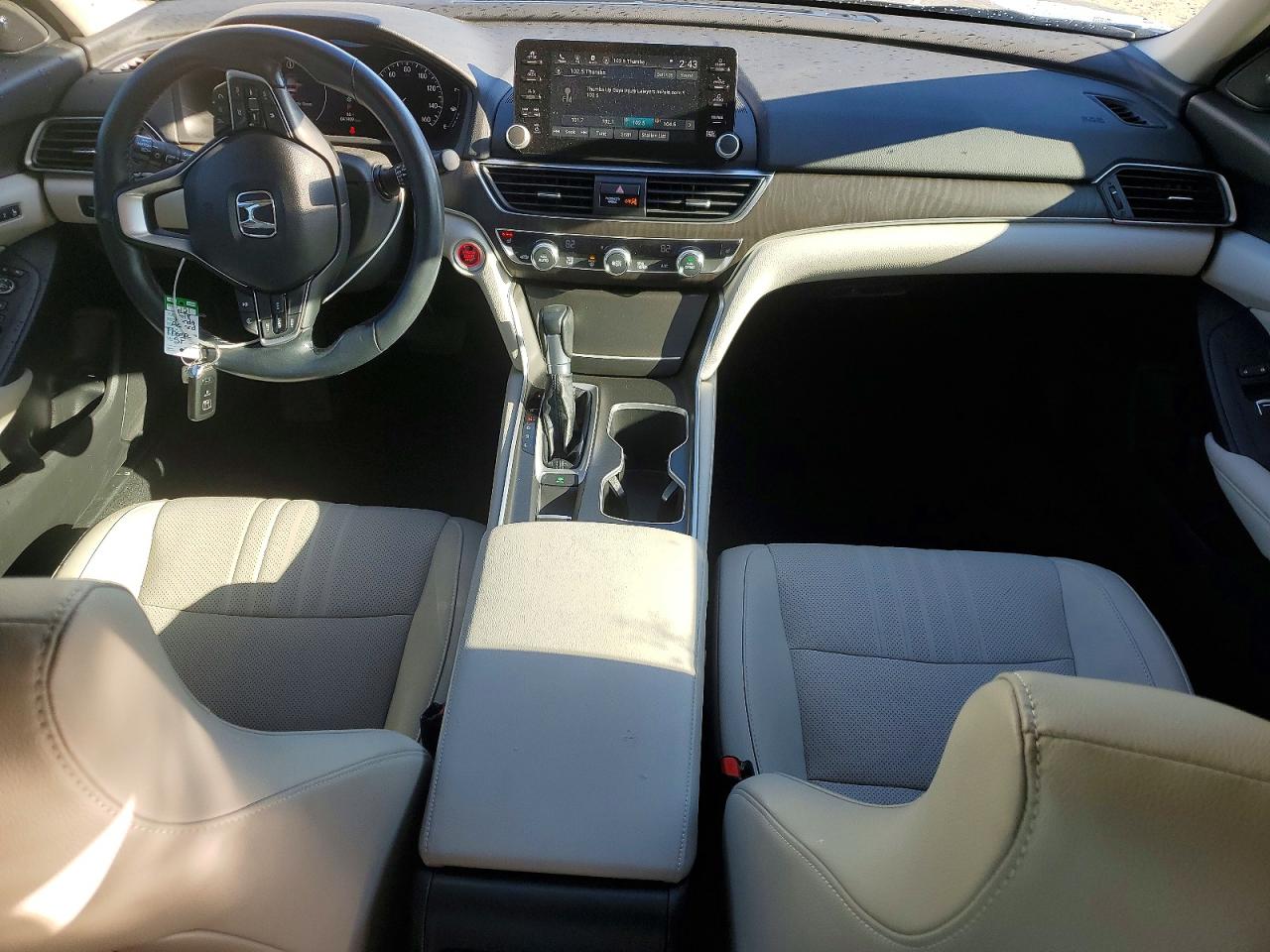 2018 HONDA ACCORD EXL photo 8