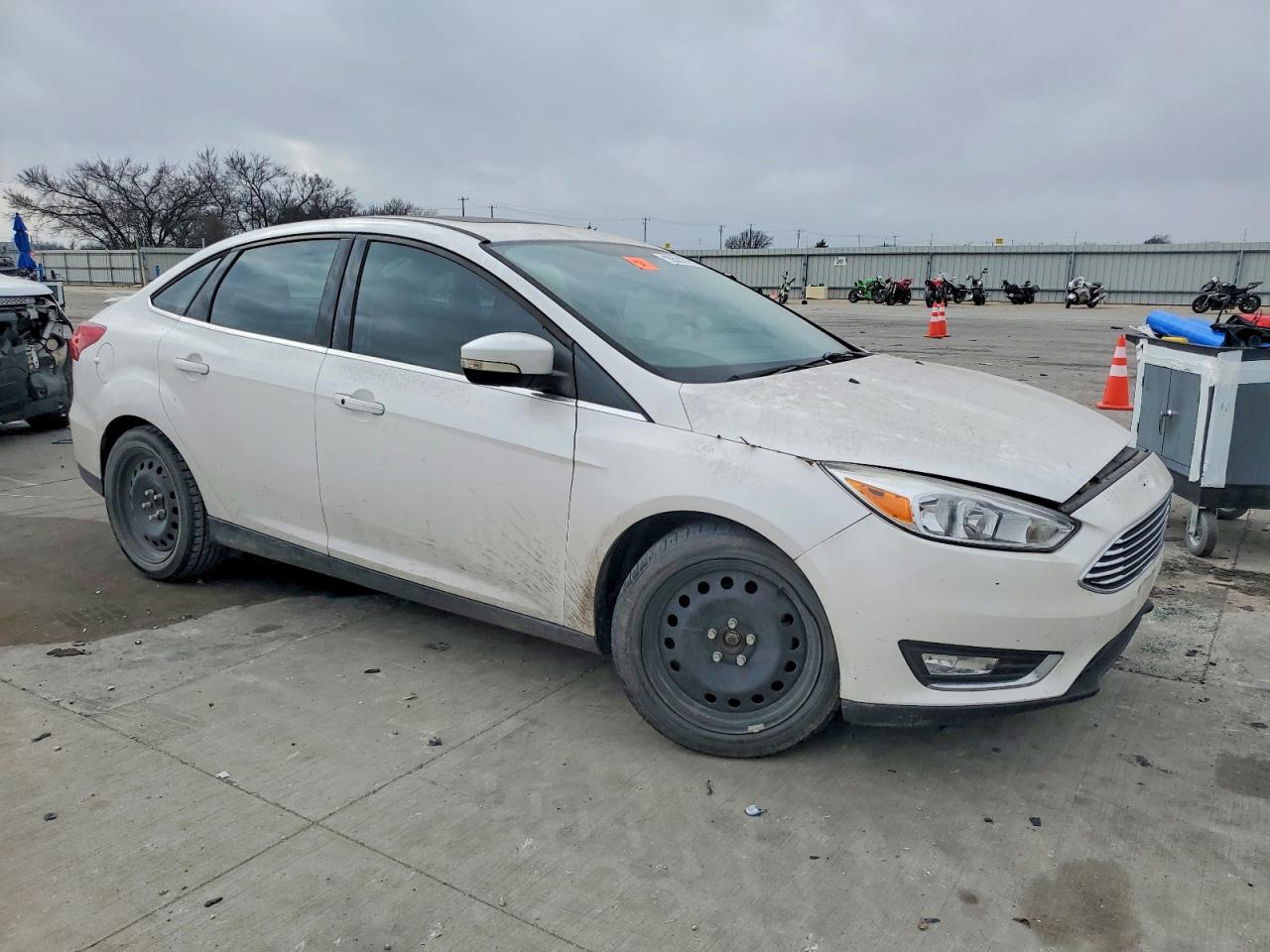 2018 FORD FOCUS TITANIUM photo 4
