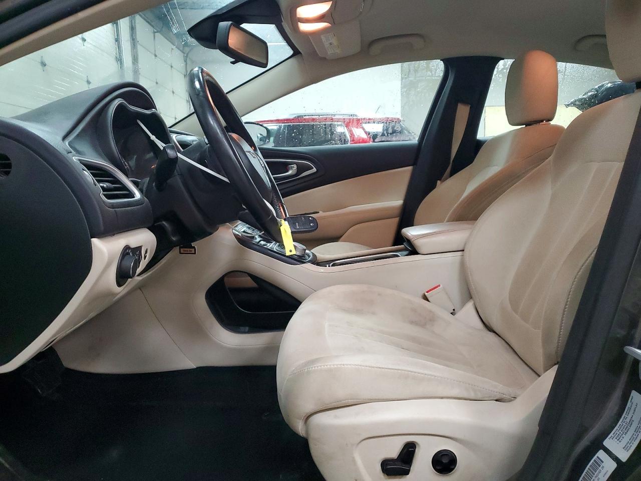 2015 CHRYSLER 200 LIMITED photo 7