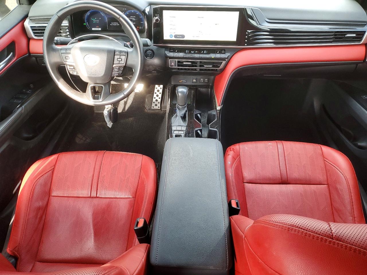 2025 TOYOTA CAMRY XSE photo 8