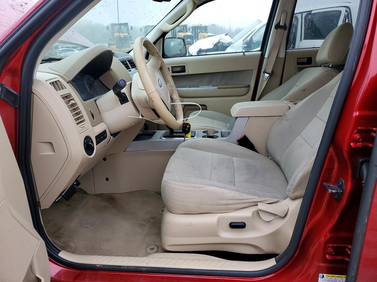 2012 FORD ESCAPE XLT photo 13