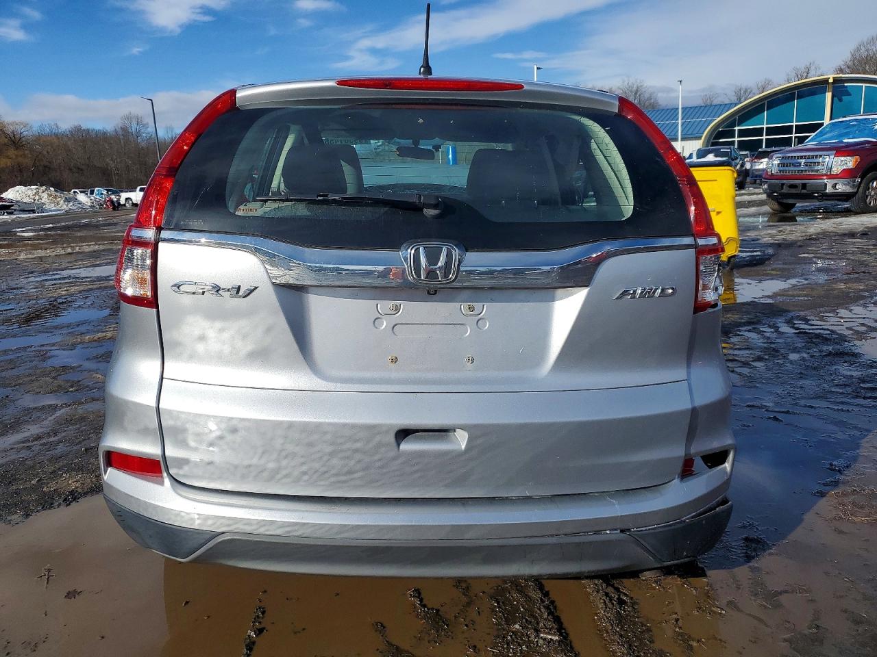 2015 HONDA CR-V LX photo 6