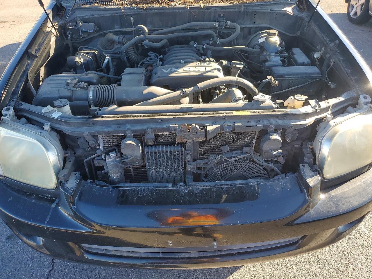 2005 TOYOTA SEQUOIA SR5 photo 23