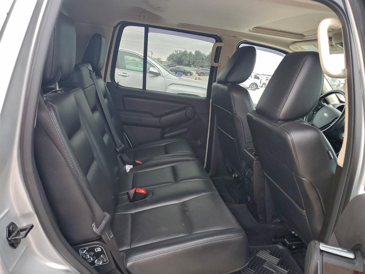 2010 FORD EXPLORER LIMITED photo 11