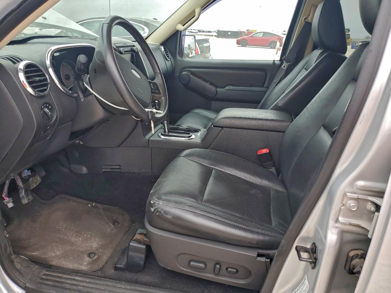 2010 FORD EXPLORER LIMITED photo 7