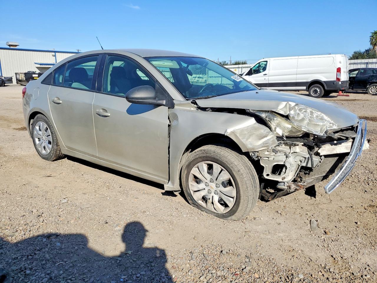 2013 CHEVROLET CRUZE LS photo 4