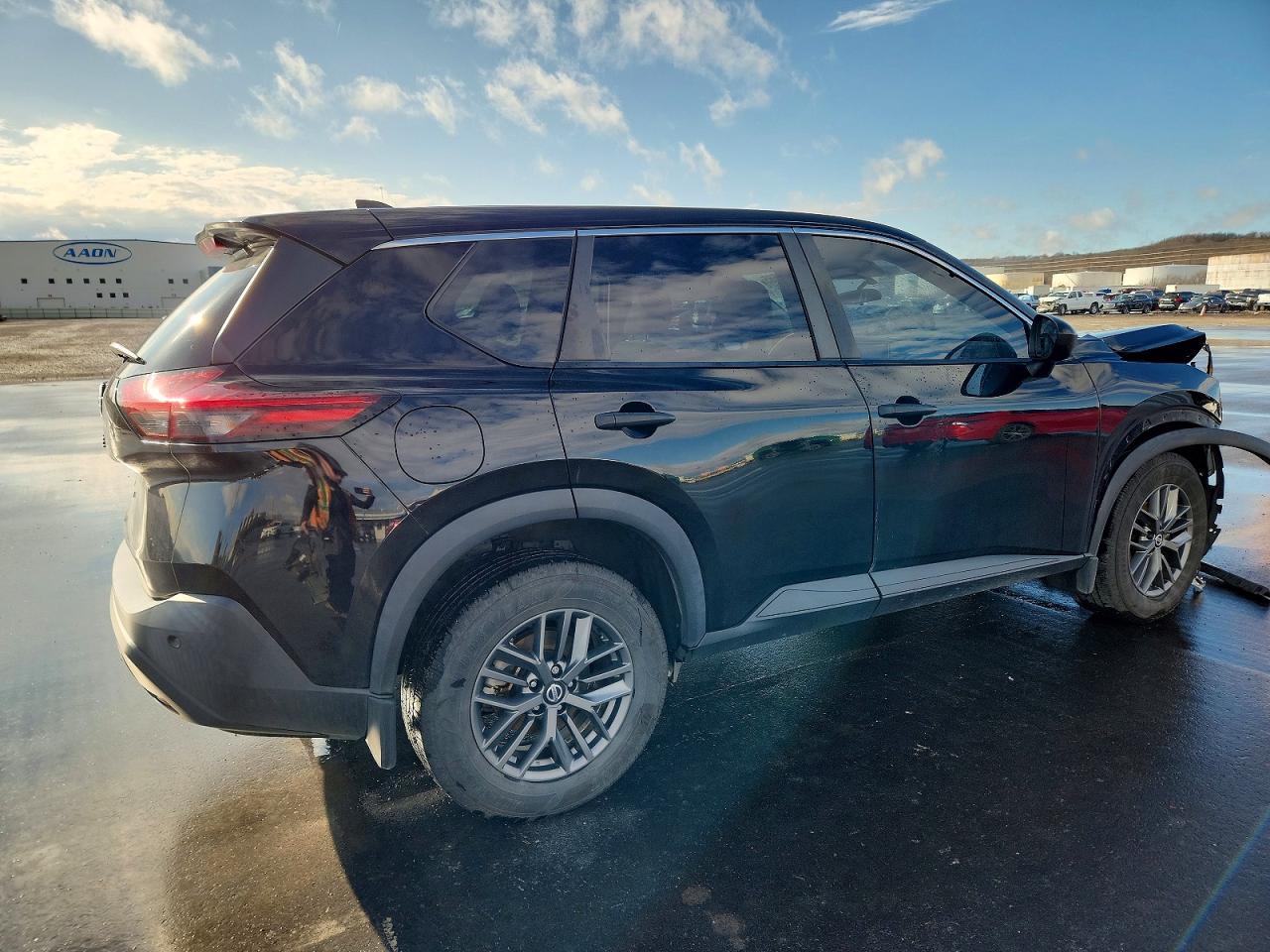 2021 NISSAN ROGUE S photo 3