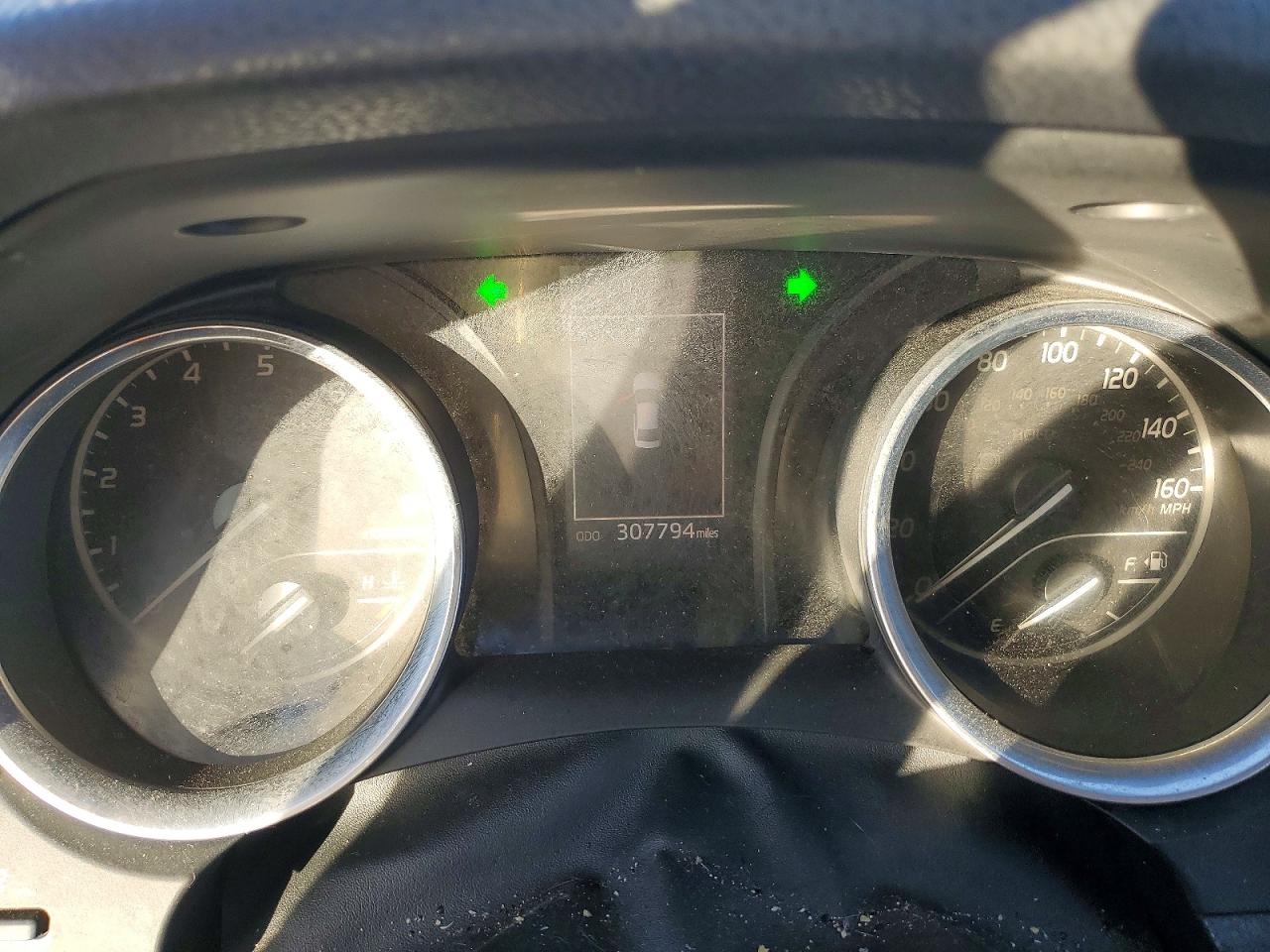 2018 TOYOTA CAMRY L photo 9