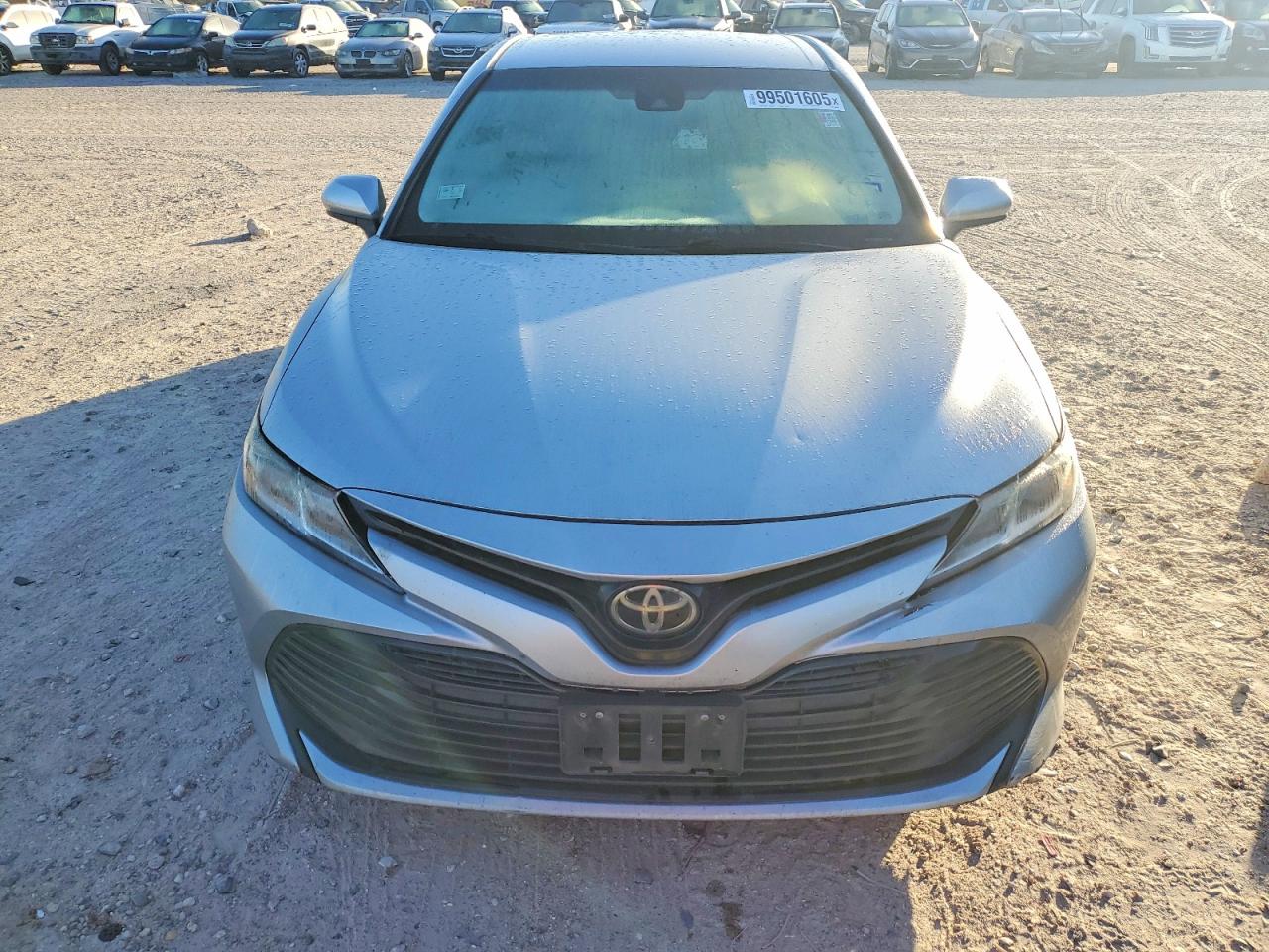 2018 TOYOTA CAMRY L photo 5