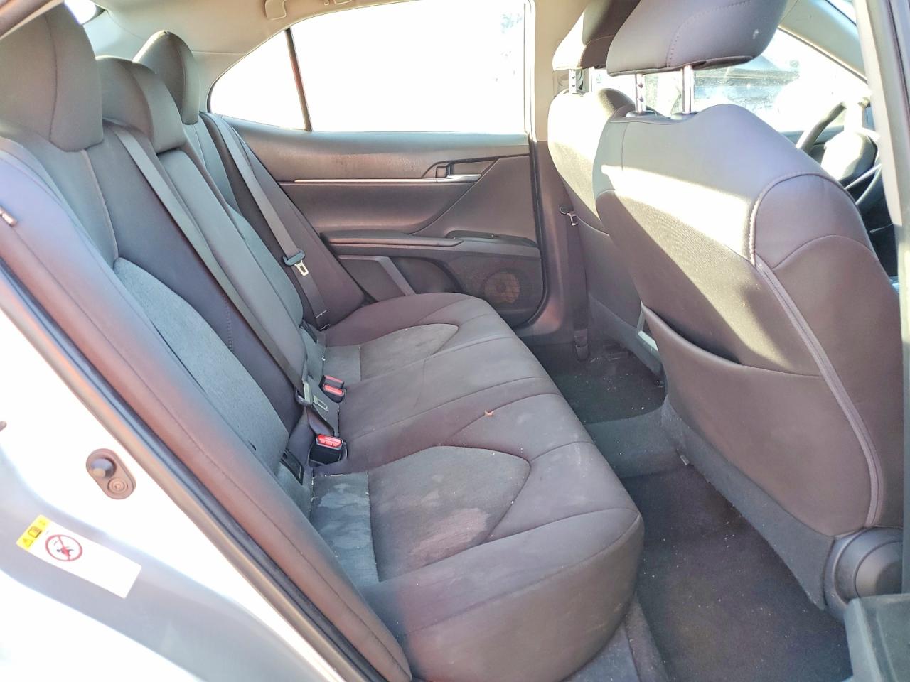 2018 TOYOTA CAMRY L photo 10