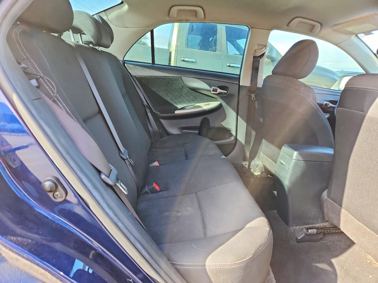 2013 TOYOTA COROLLA BASE photo 10