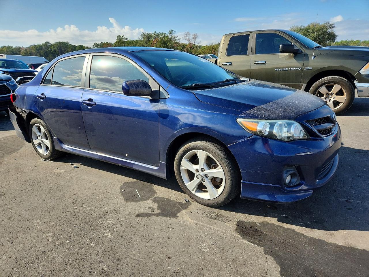 2013 TOYOTA COROLLA BASE photo 4