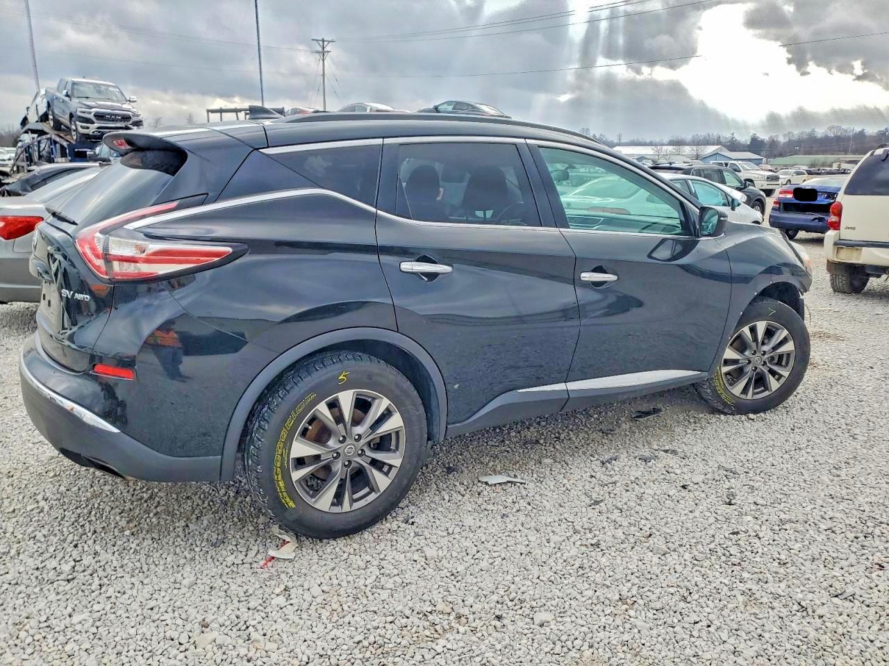2017 NISSAN MURANO S photo 3