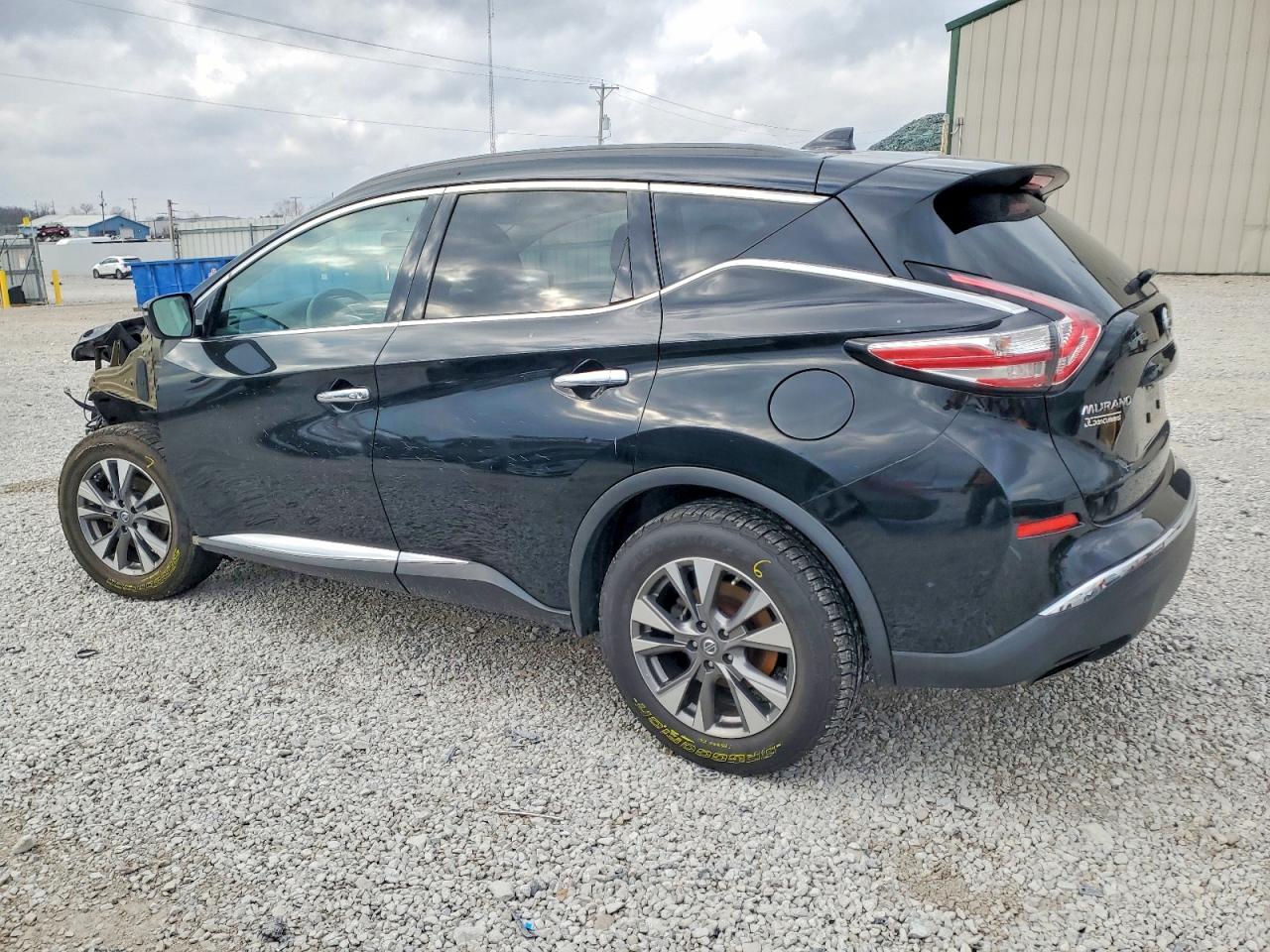 2017 NISSAN MURANO S photo 2